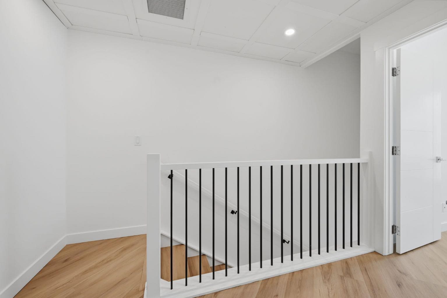 2218, 151 Skyview Bay NE