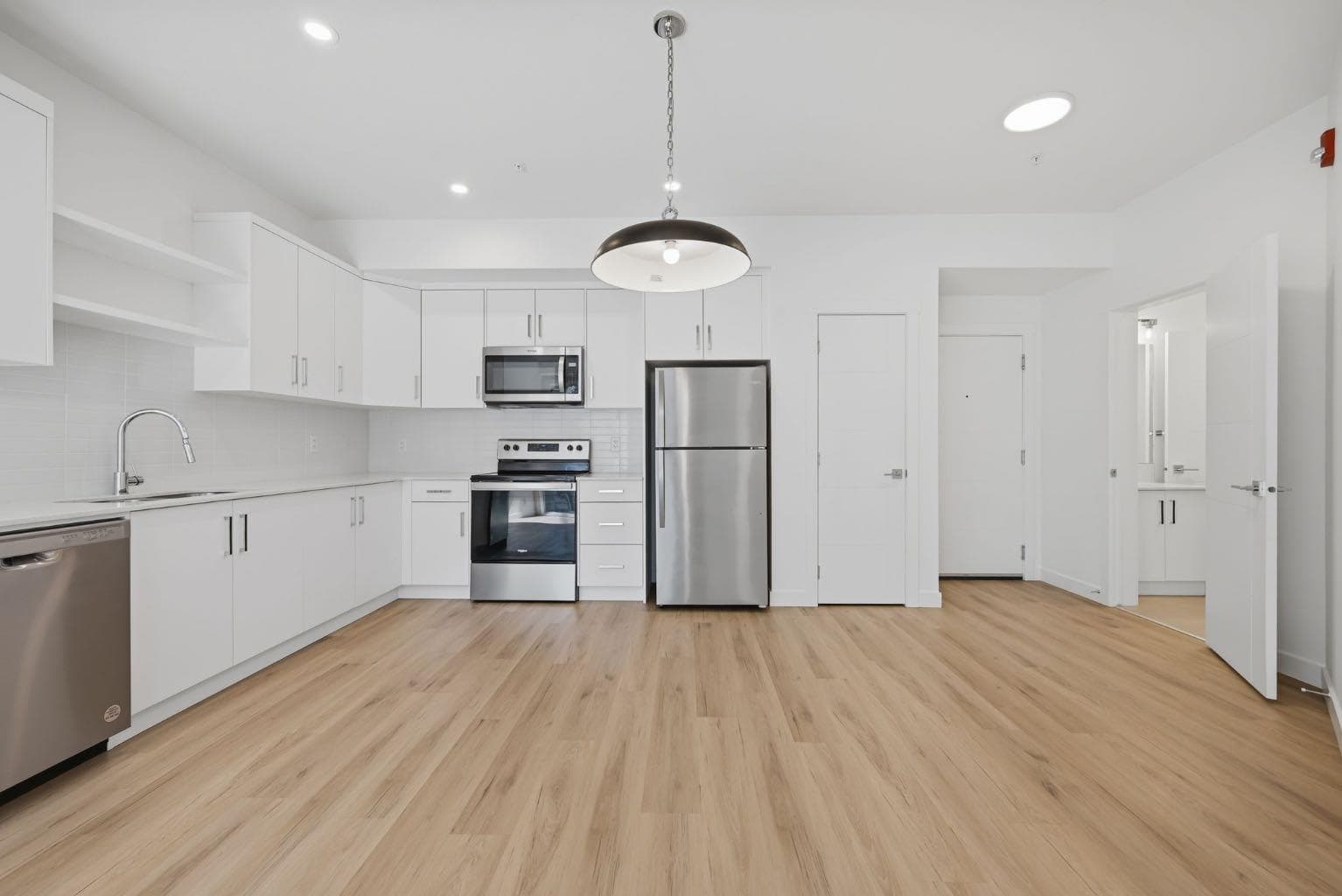 2218, 151 Skyview Bay NE
