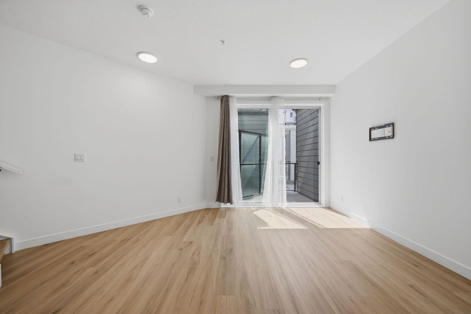 2218, 151 Skyview Bay NE