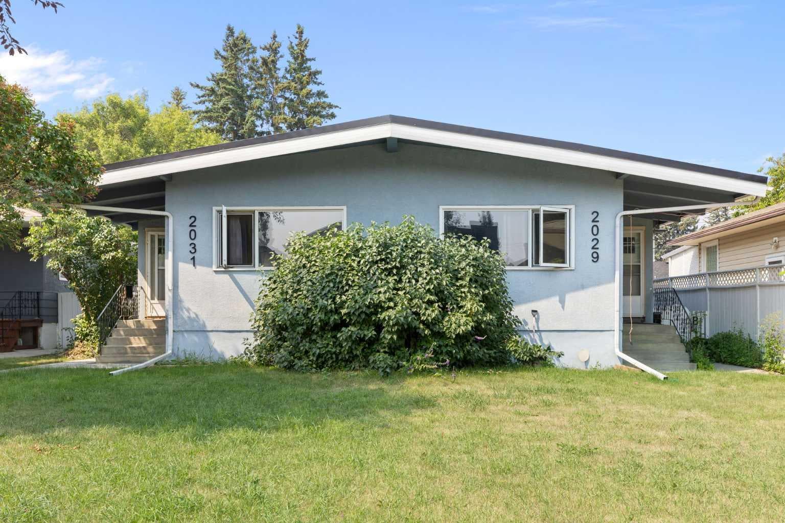 2029 & 2031 35 Street SW