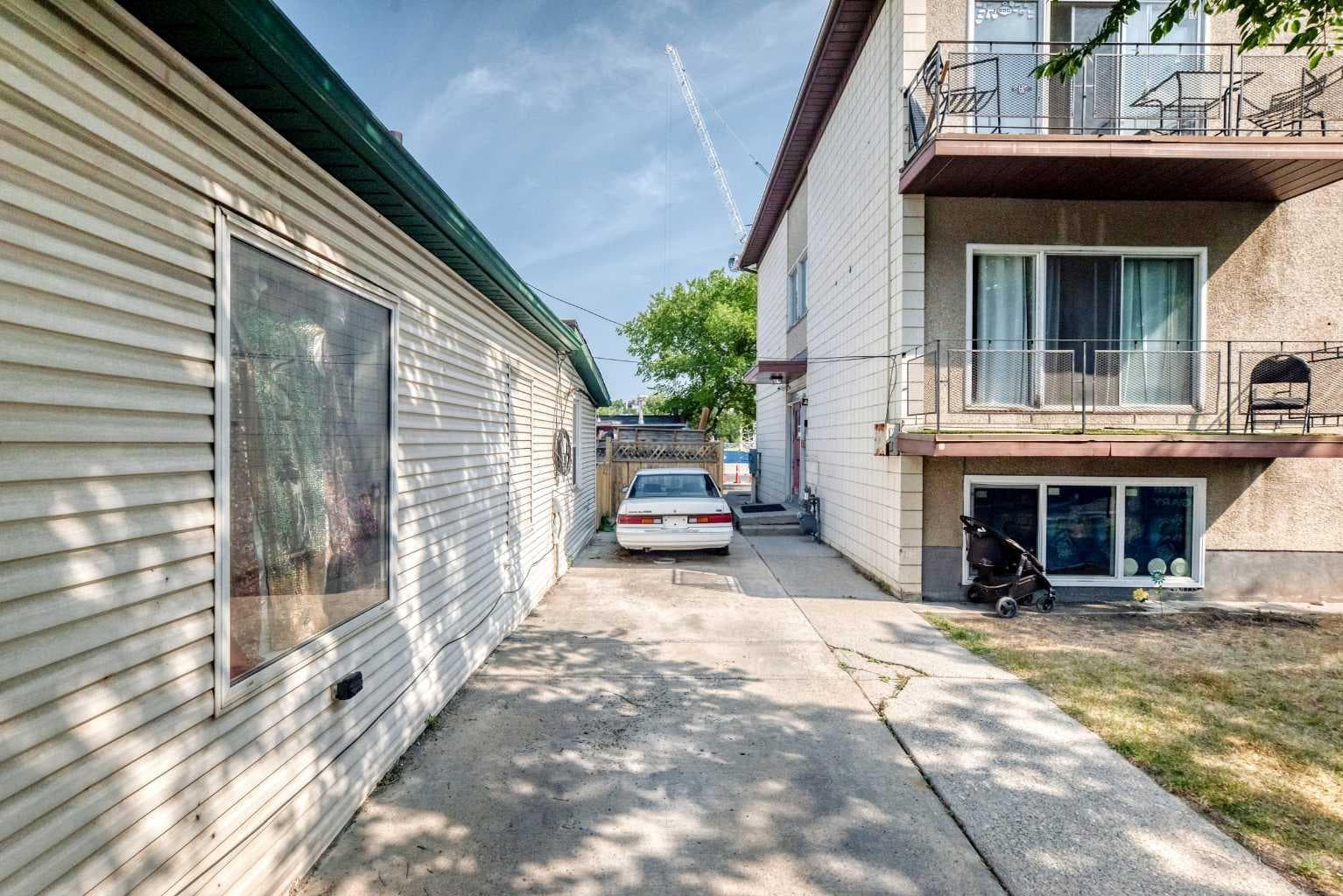 632 Marsh Road NE