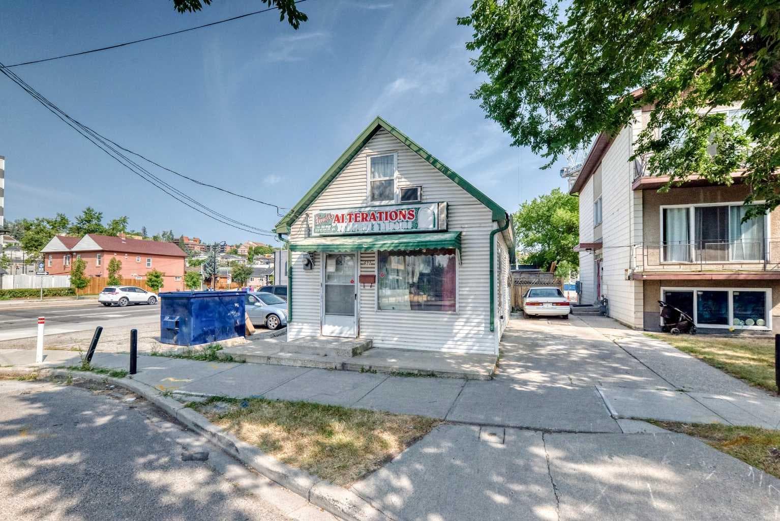 632 Marsh Road NE