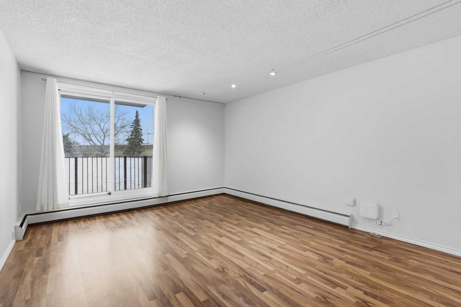 14D, 80 Galbraith Drive SW