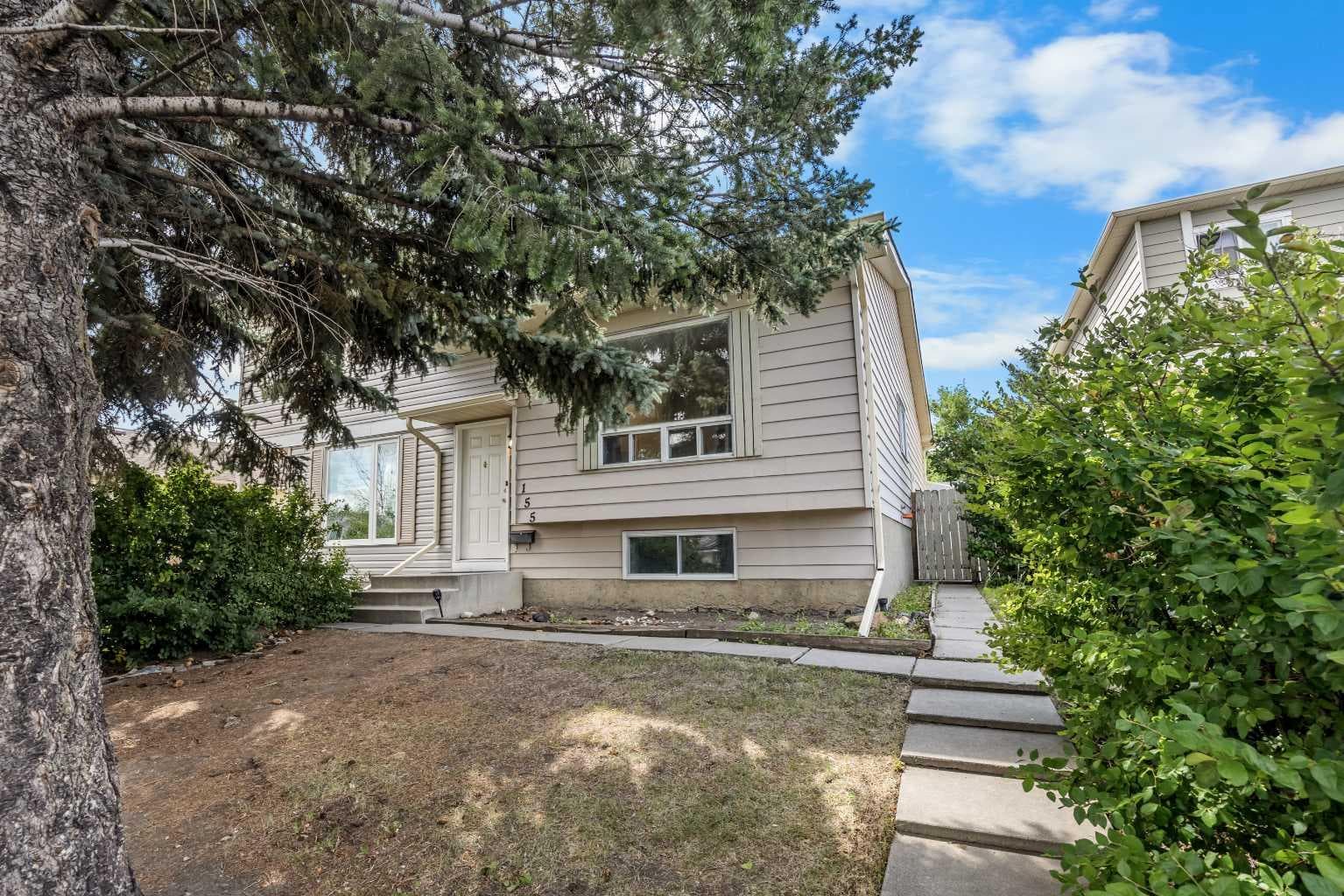 155 Sandarac Way NW
