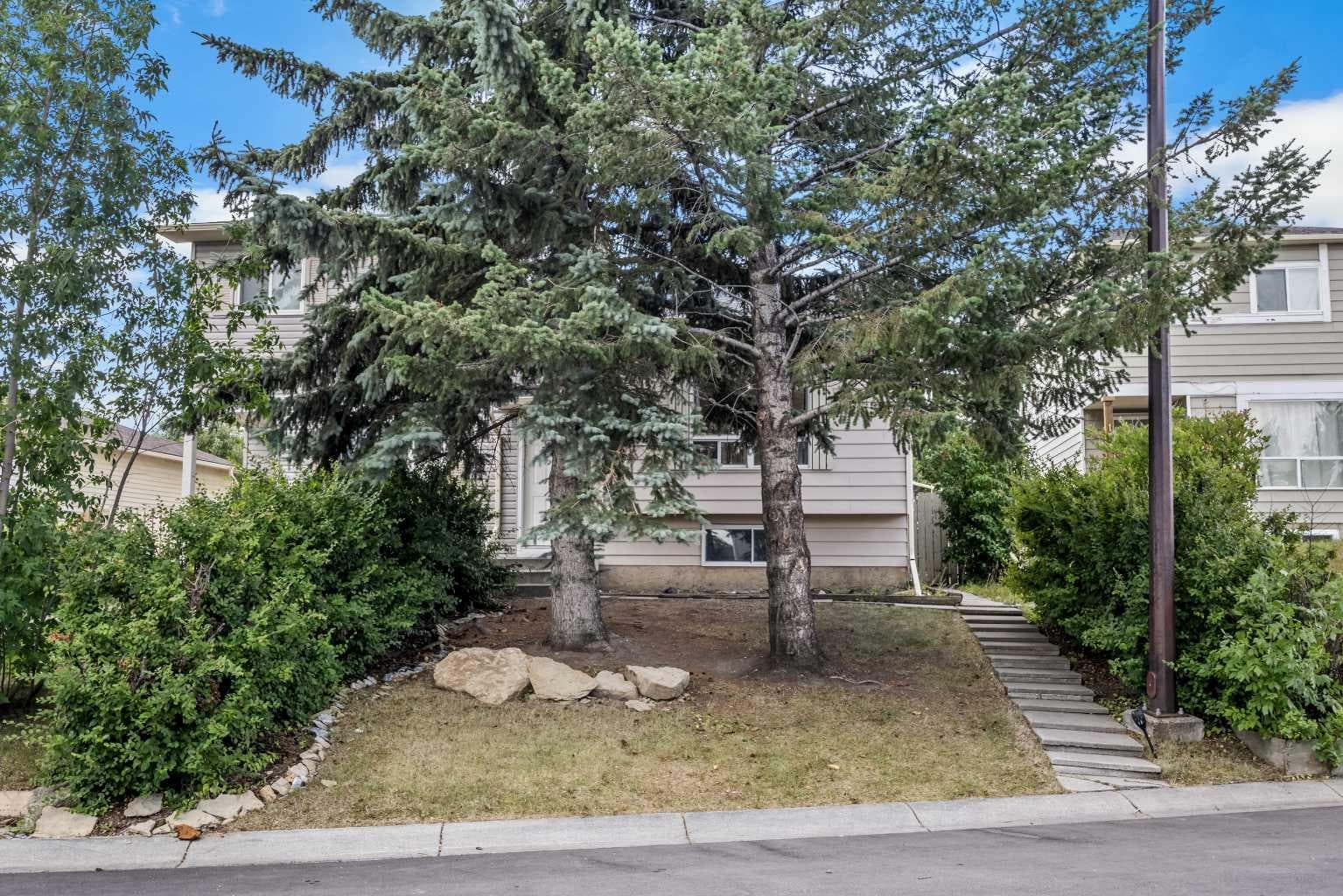 155 Sandarac Way NW
