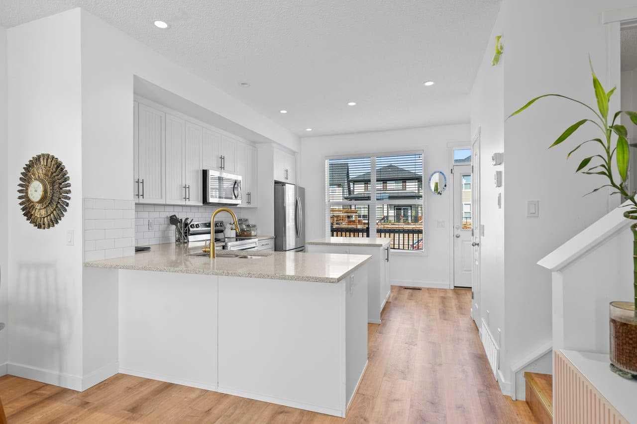 43 Masters Square SE