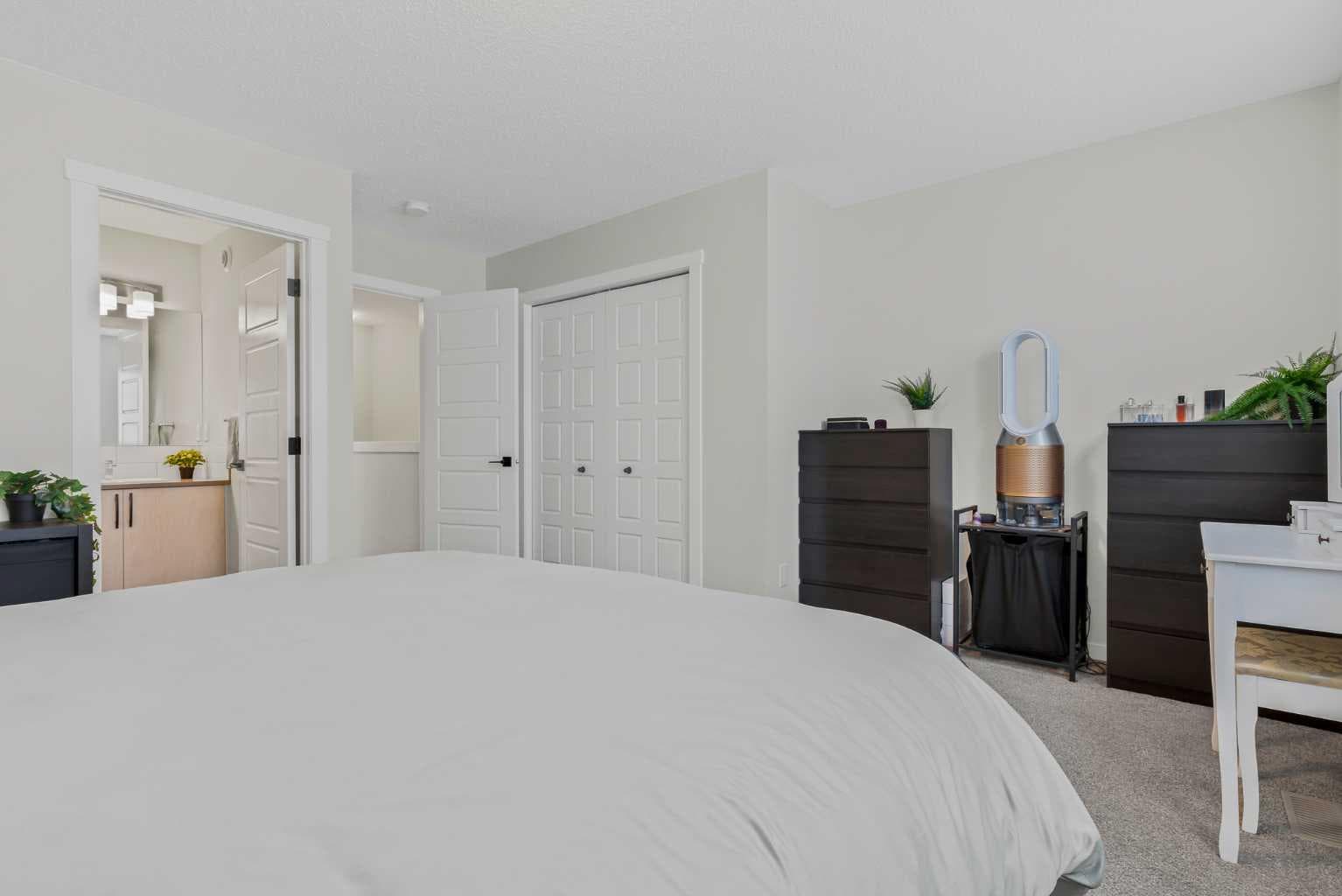 162 Chinook Gate Boulevard SW