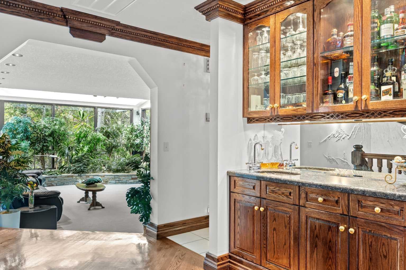 7 Biggar Heights Bay 