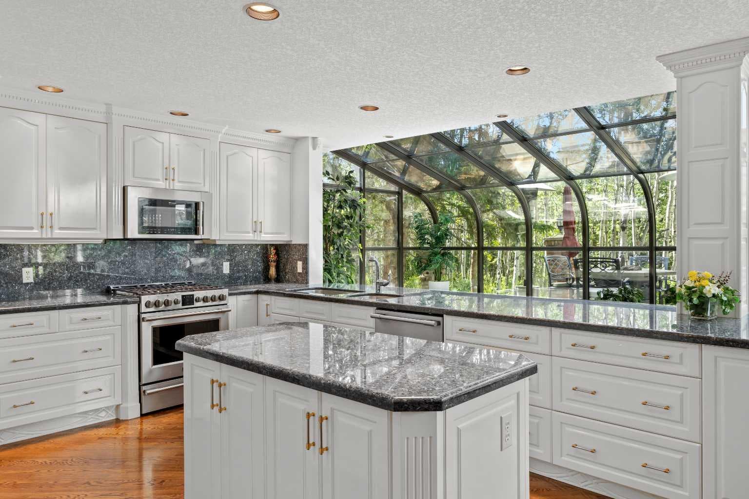 7 Biggar Heights Bay 