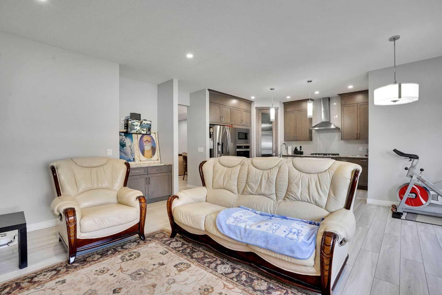 50 Saddlestone Place NE