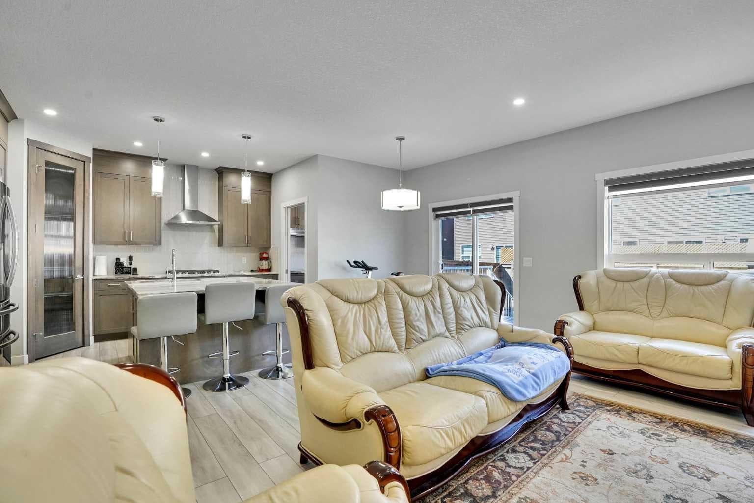 50 Saddlestone Place NE