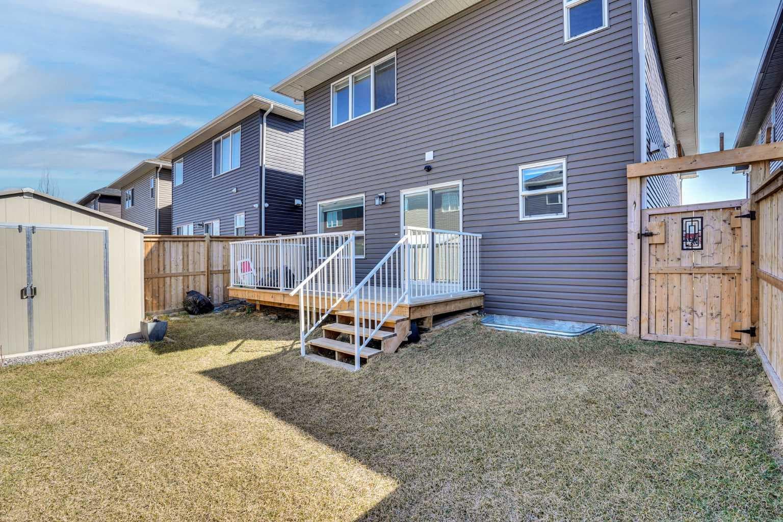 50 Saddlestone Place NE