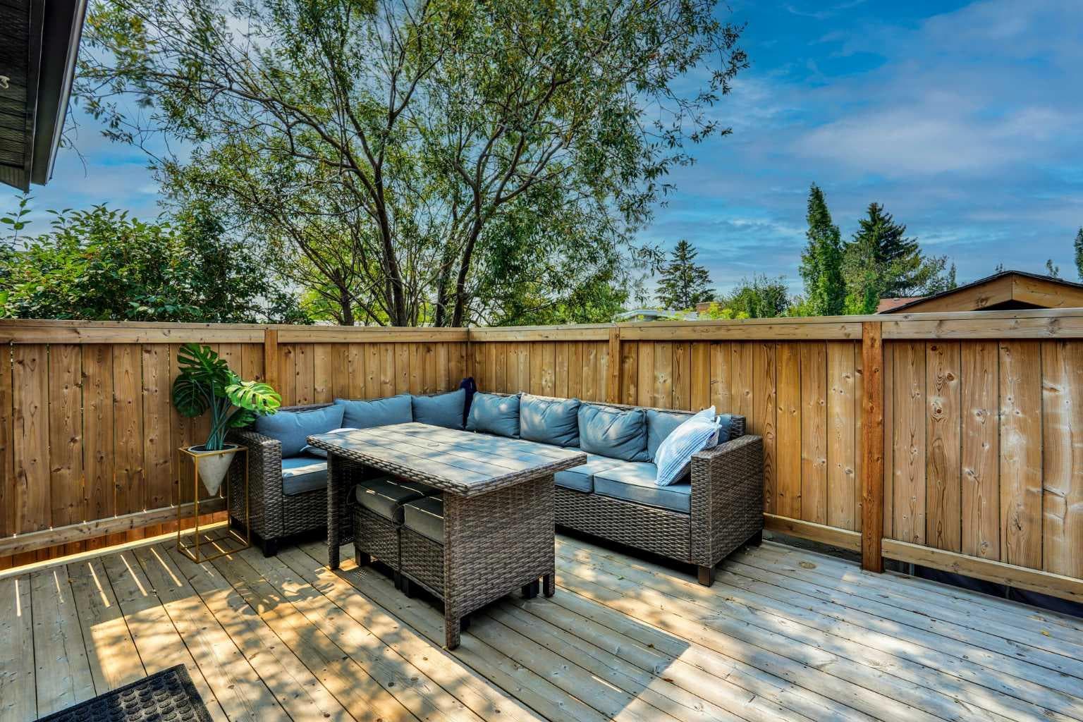115 Abingdon Crescent NE