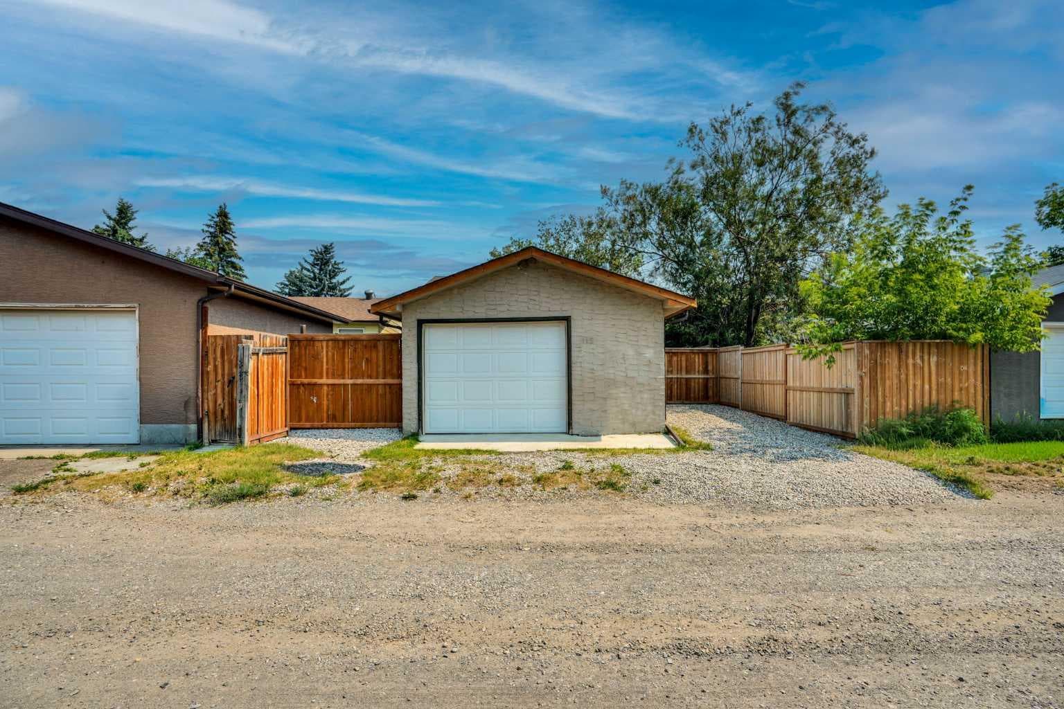 115 Abingdon Crescent NE