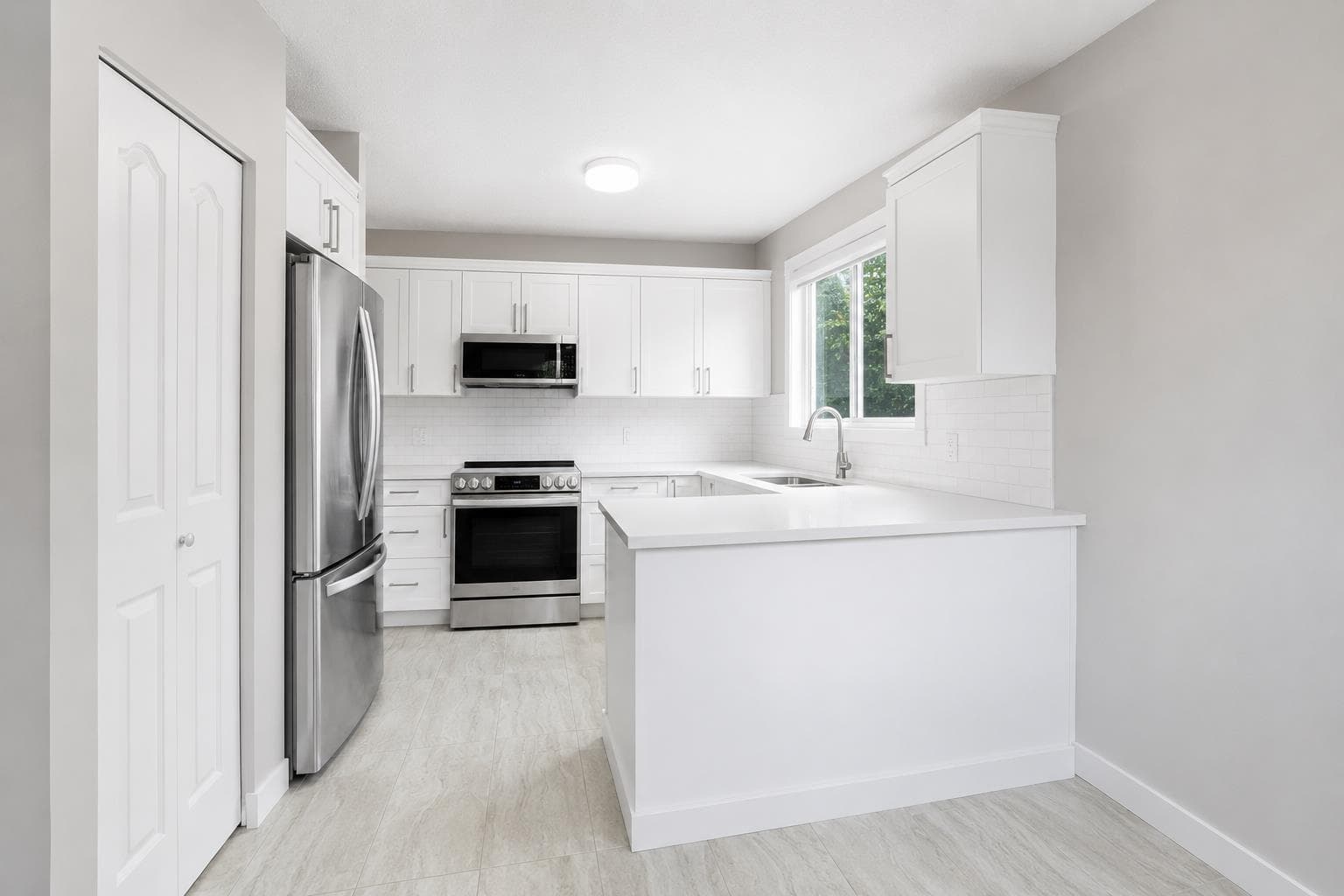 115 Abingdon Crescent NE