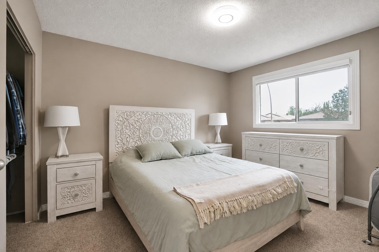 115 Abingdon Crescent NE