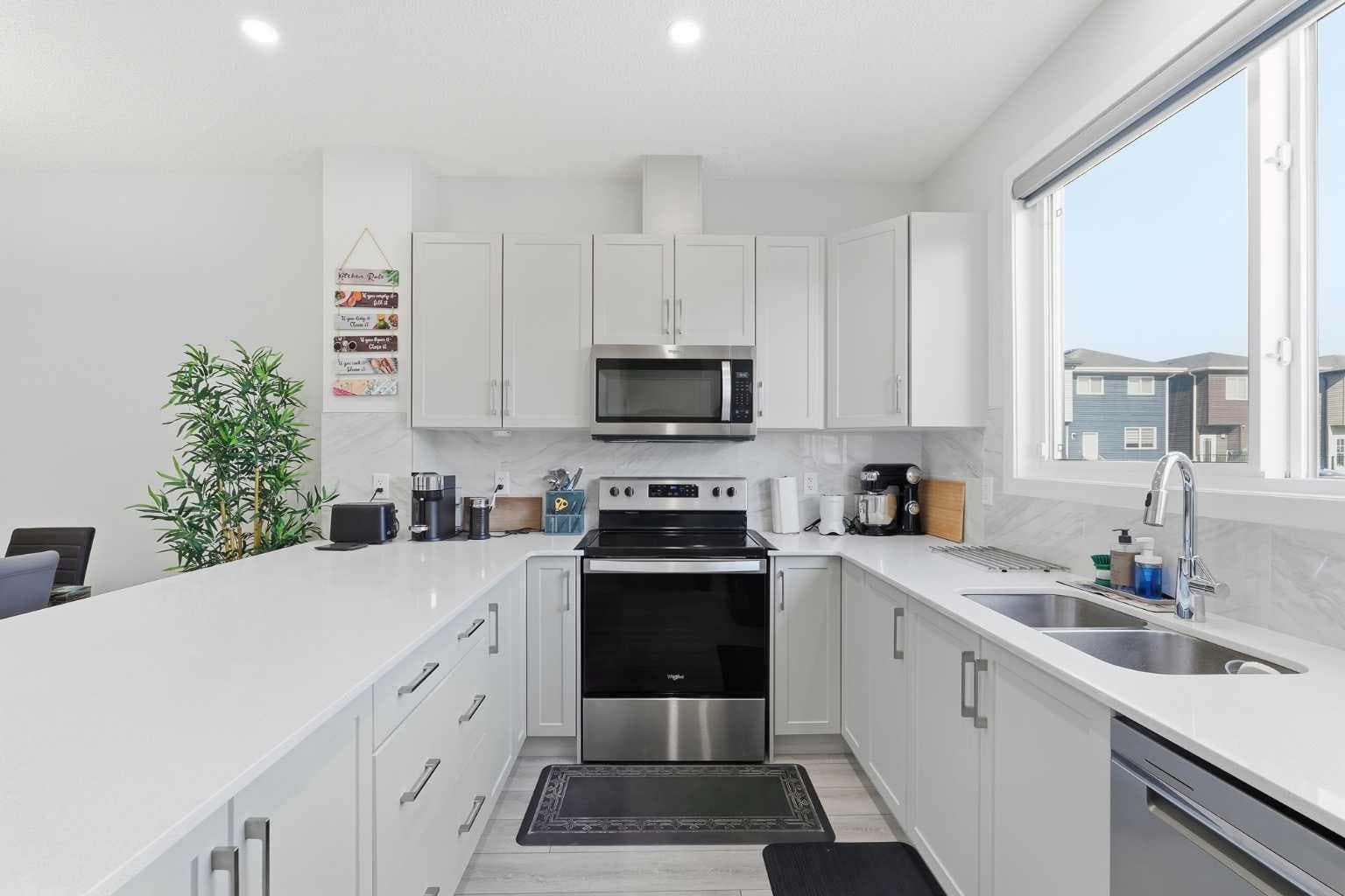 44 Amblefield Avenue NW