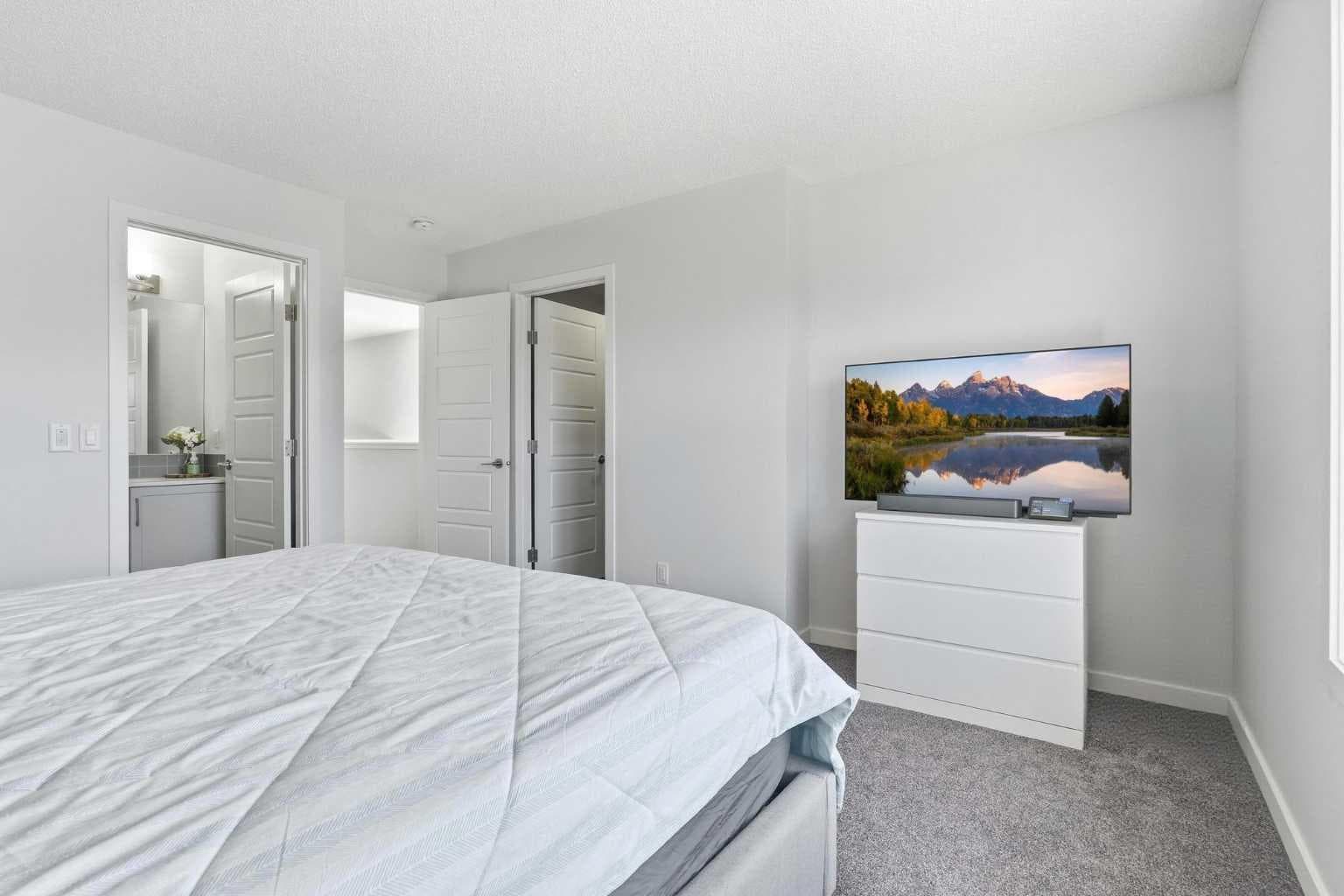 44 Amblefield Avenue NW
