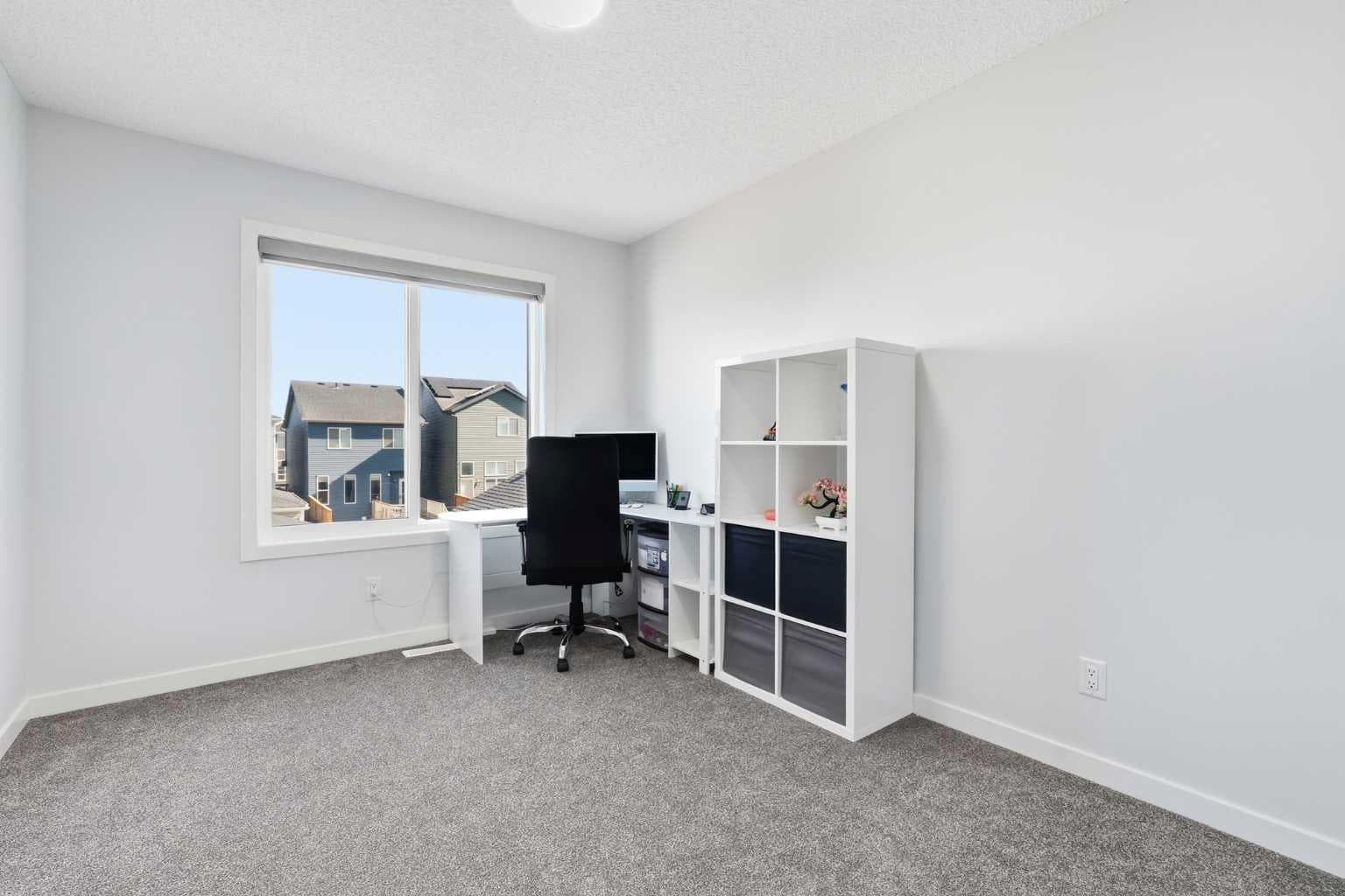 44 Amblefield Avenue NW