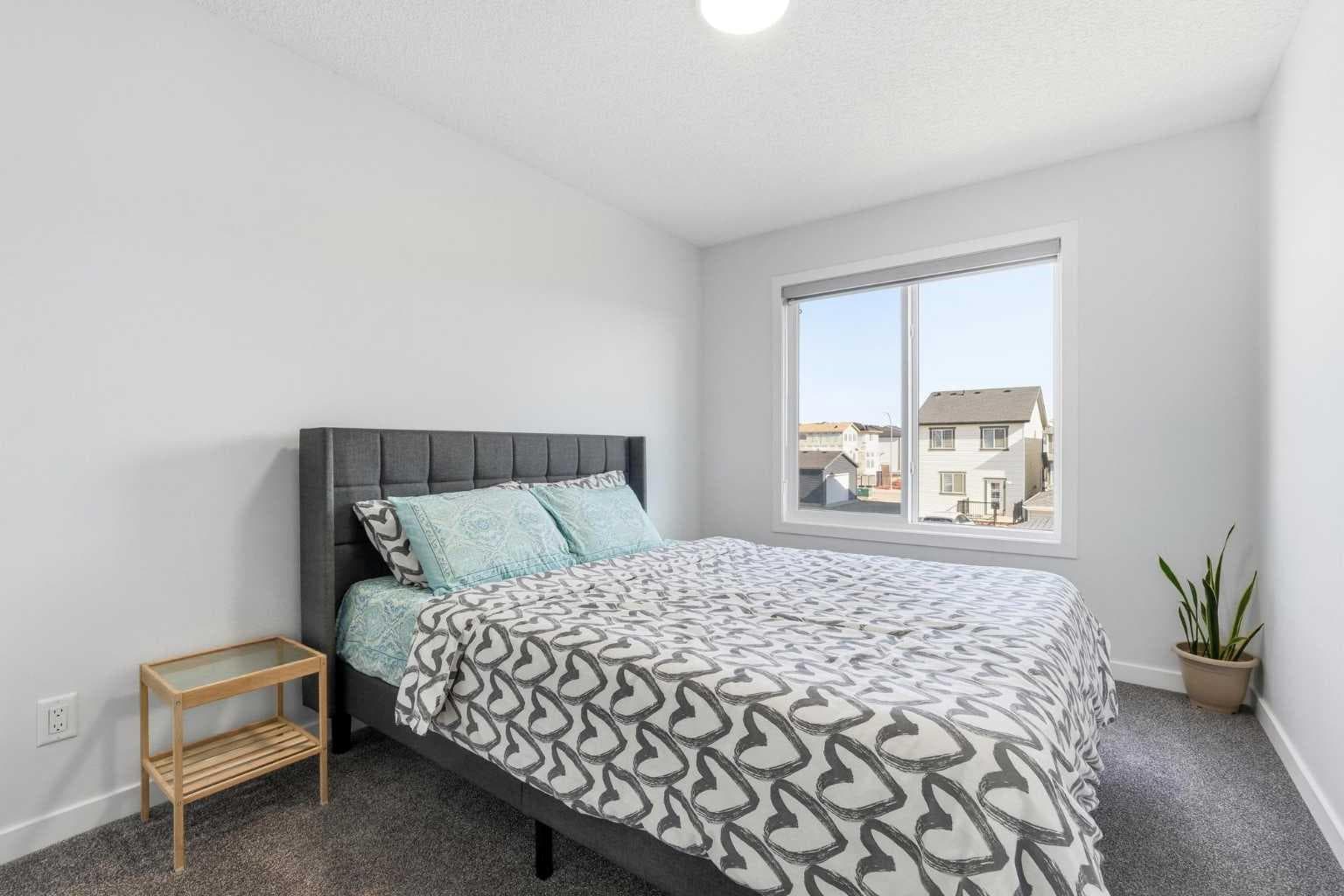 44 Amblefield Avenue NW