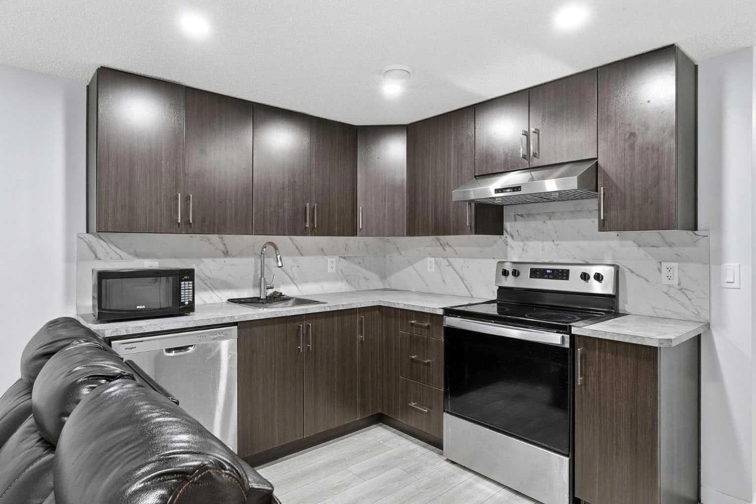 44 Amblefield Avenue NW