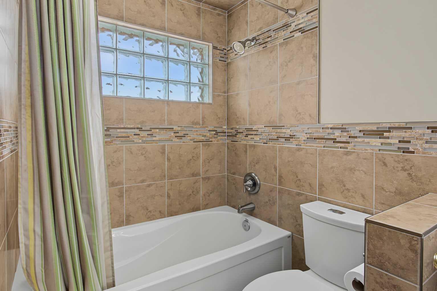 21 Edgebrook Park NW