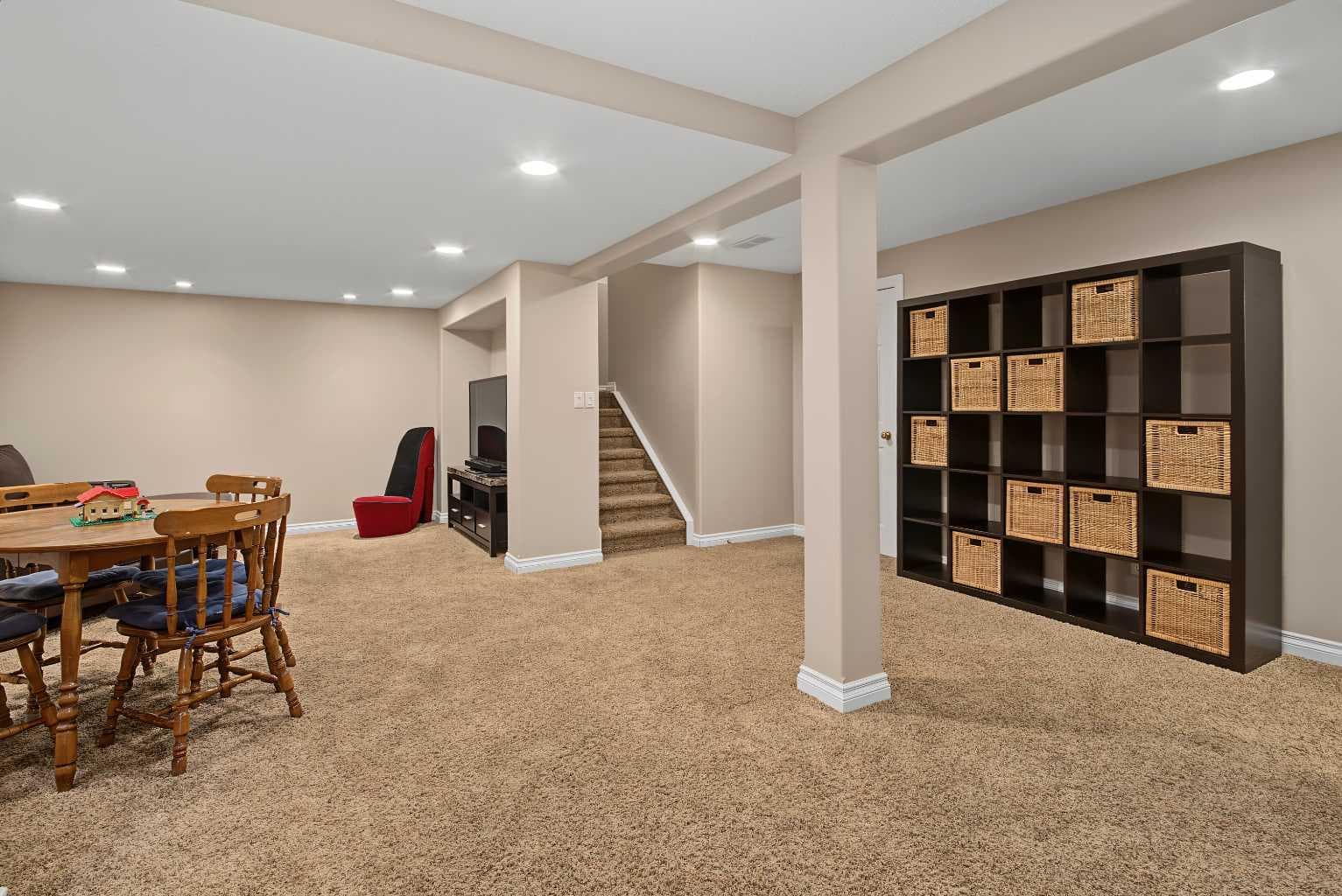 21 Edgebrook Park NW