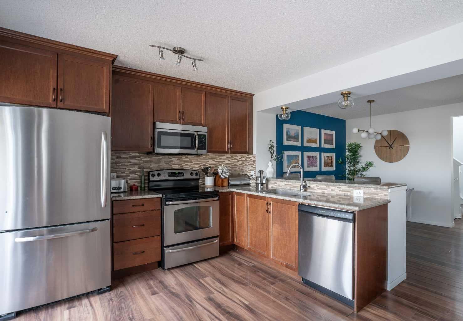 224 Viewpointe Terrace 