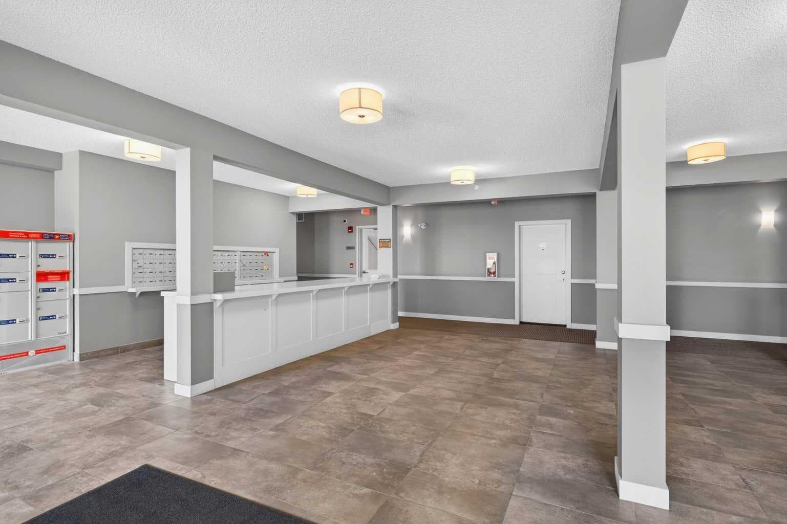 318, 8 Sage Hill Terrace NW
