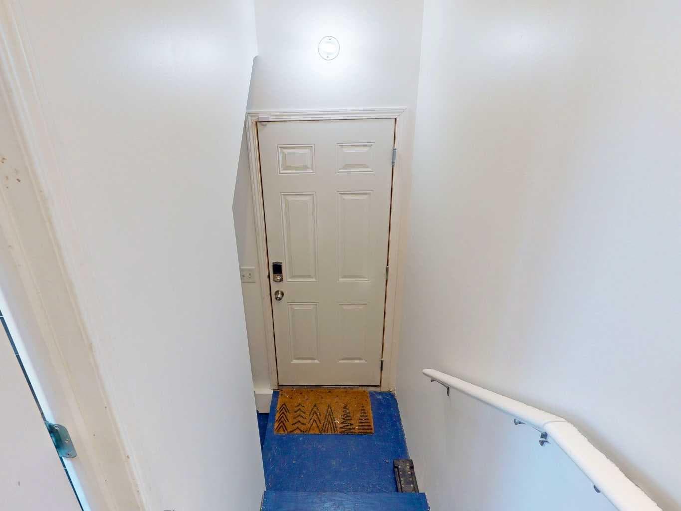 457 Elgin Gardens SE