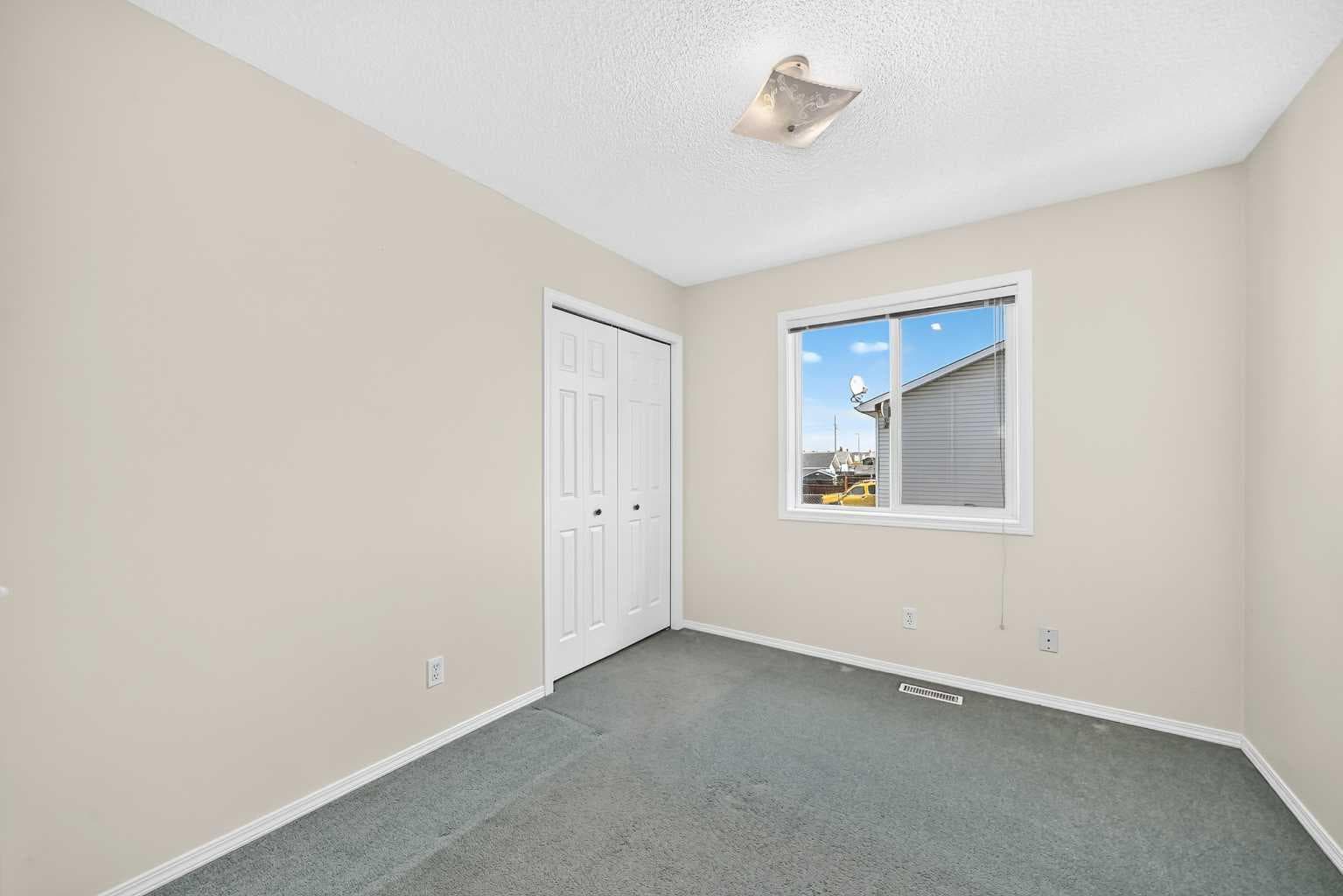 23 San Diego Manor NE