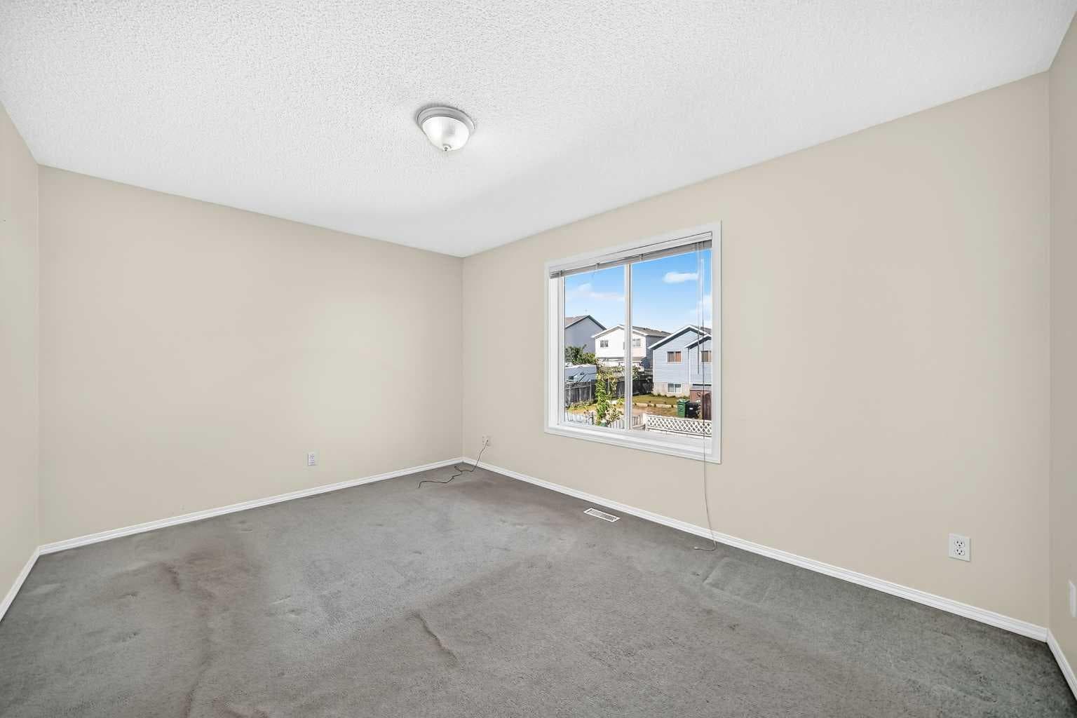 23 San Diego Manor NE