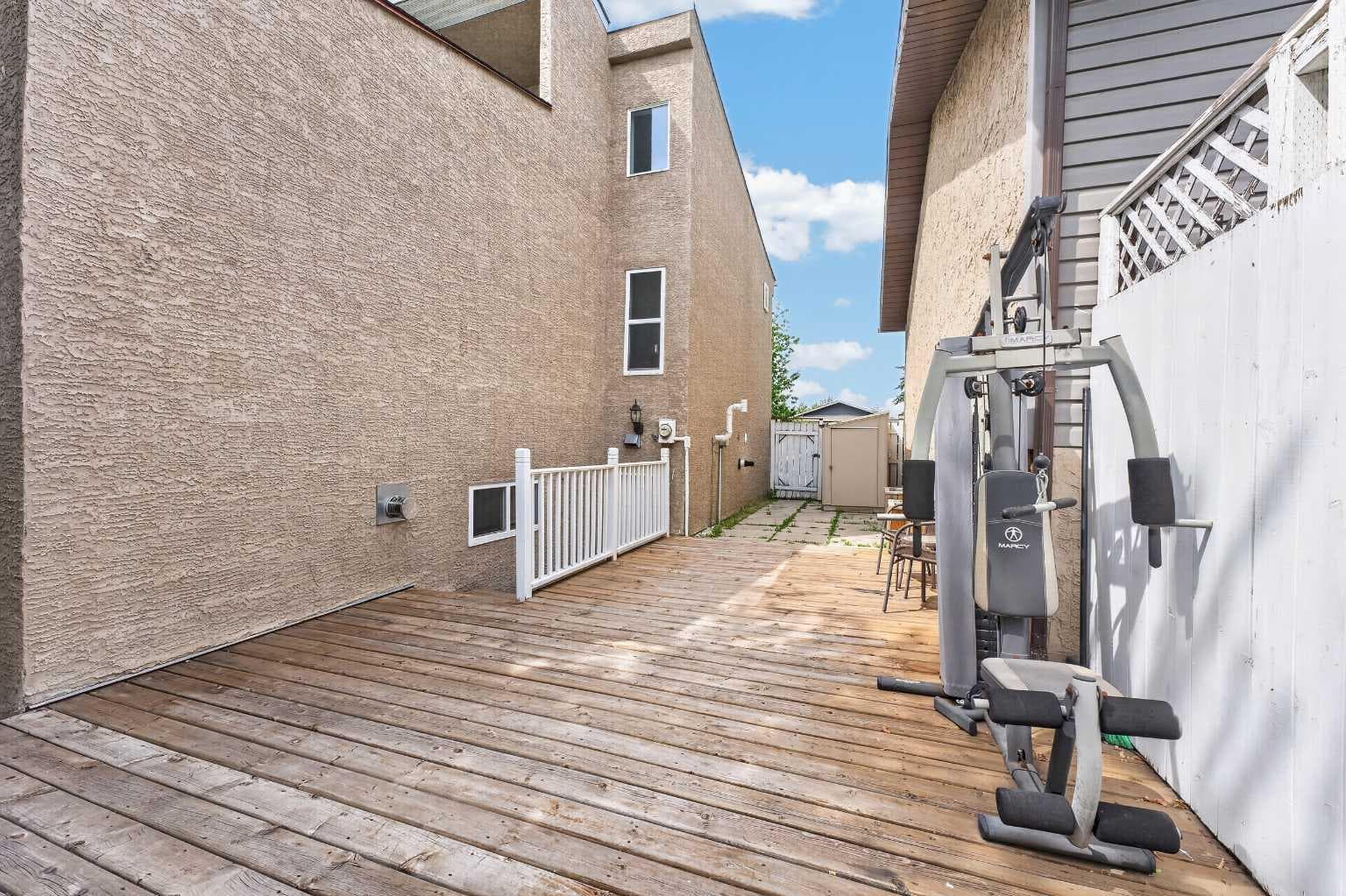 91 Emberdale Way SE