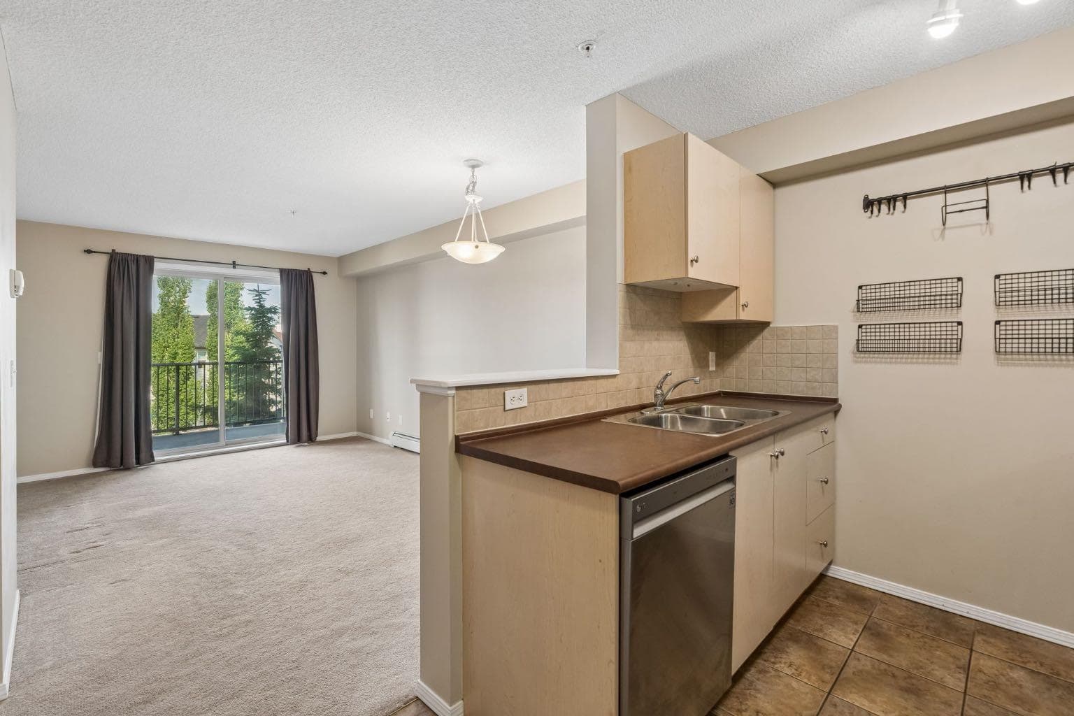 1305, 8 Bridlecrest Drive SW