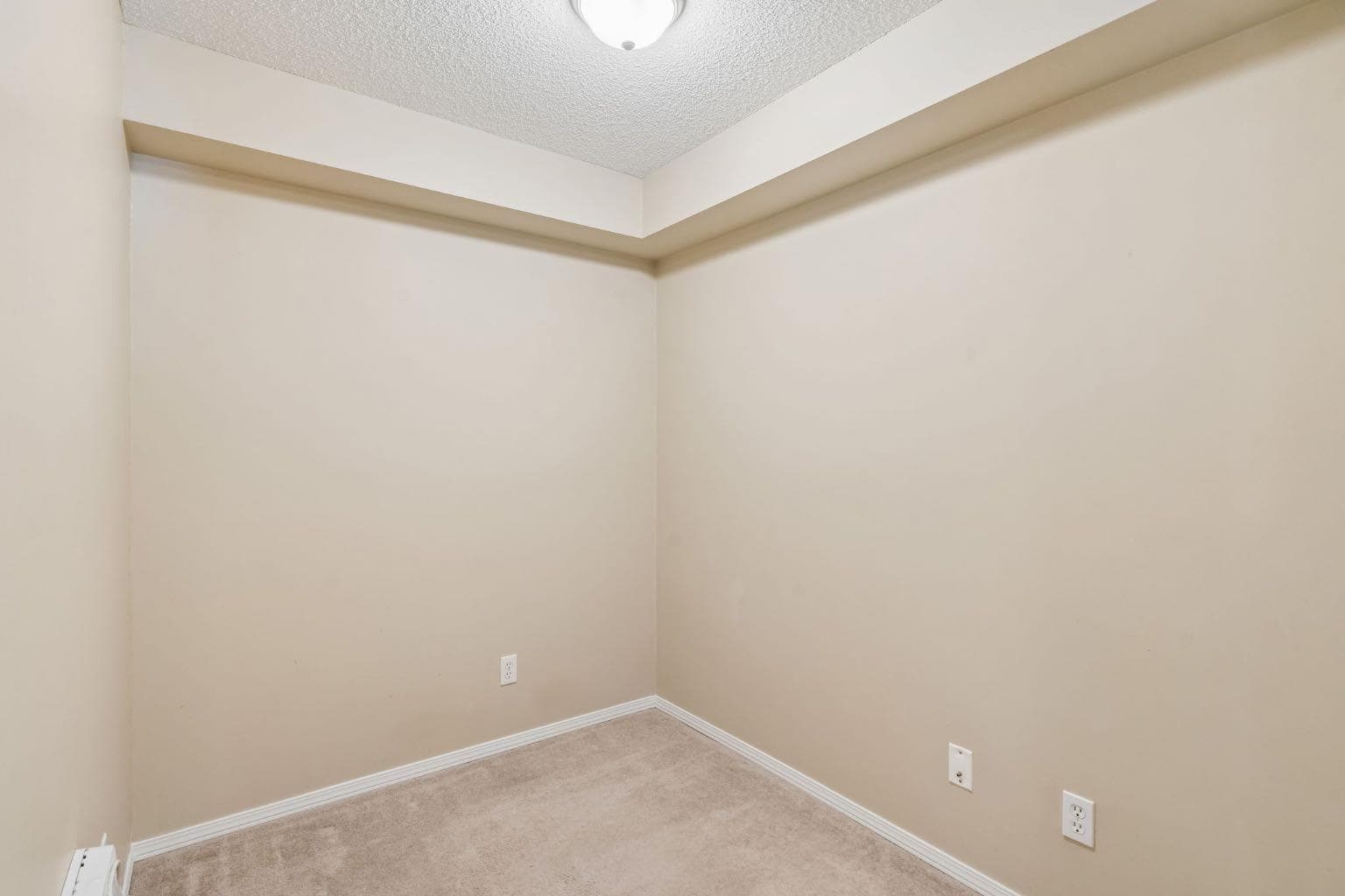 1305, 8 Bridlecrest Drive SW