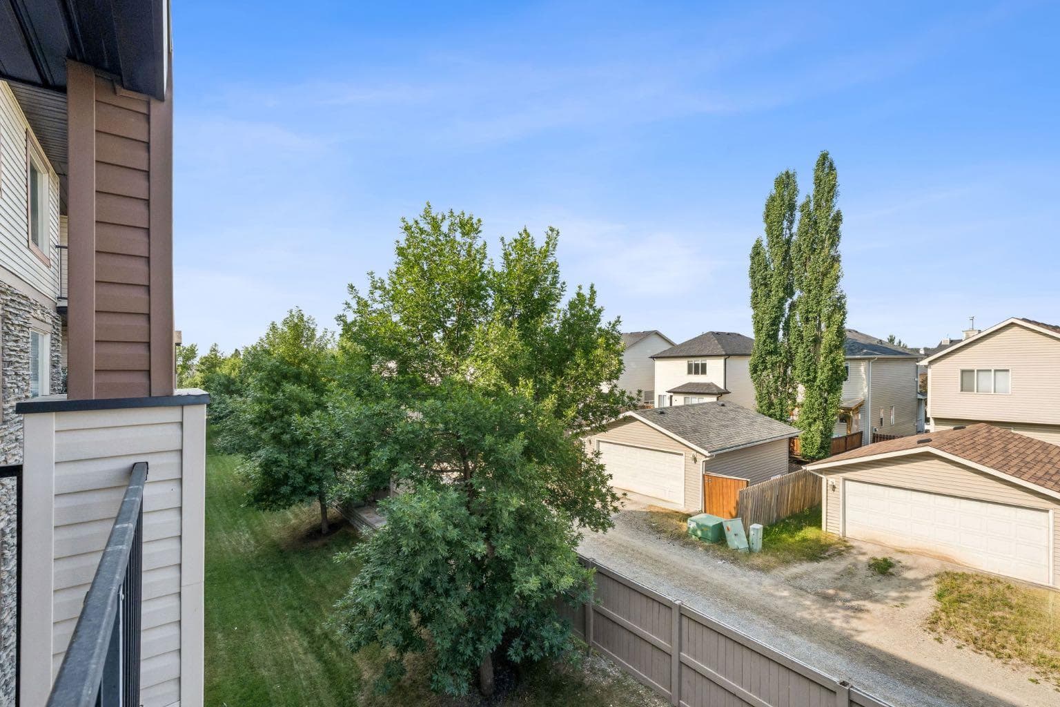1305, 8 Bridlecrest Drive SW