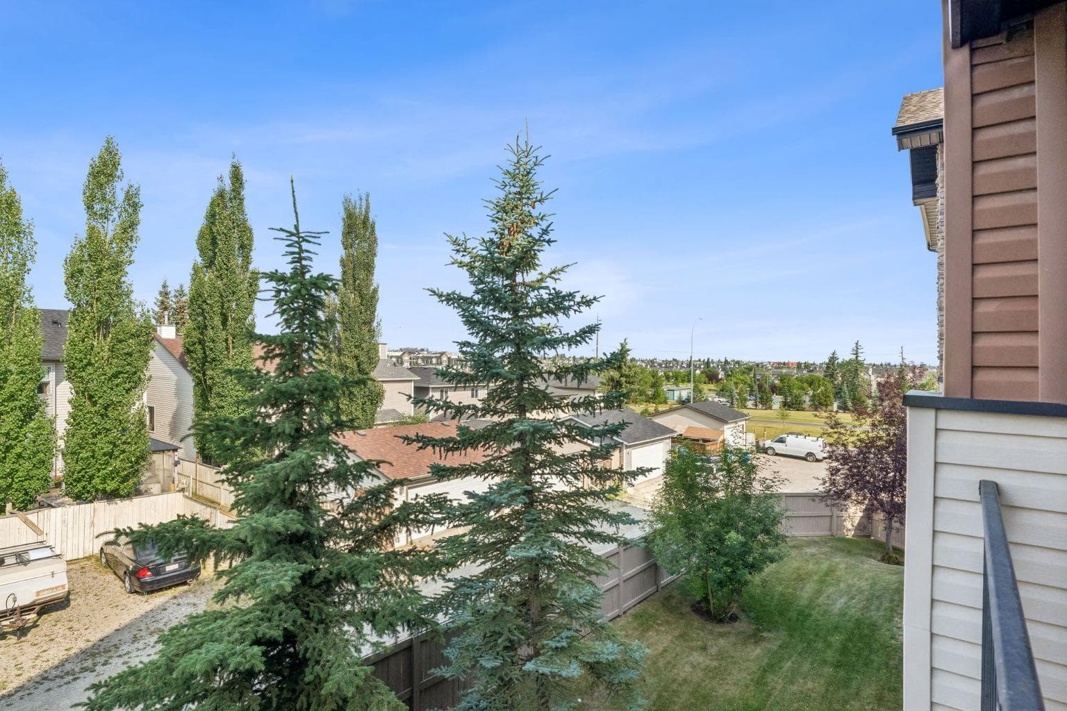1305, 8 Bridlecrest Drive SW