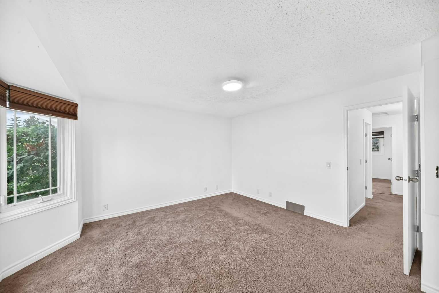 291 Falton Drive NE