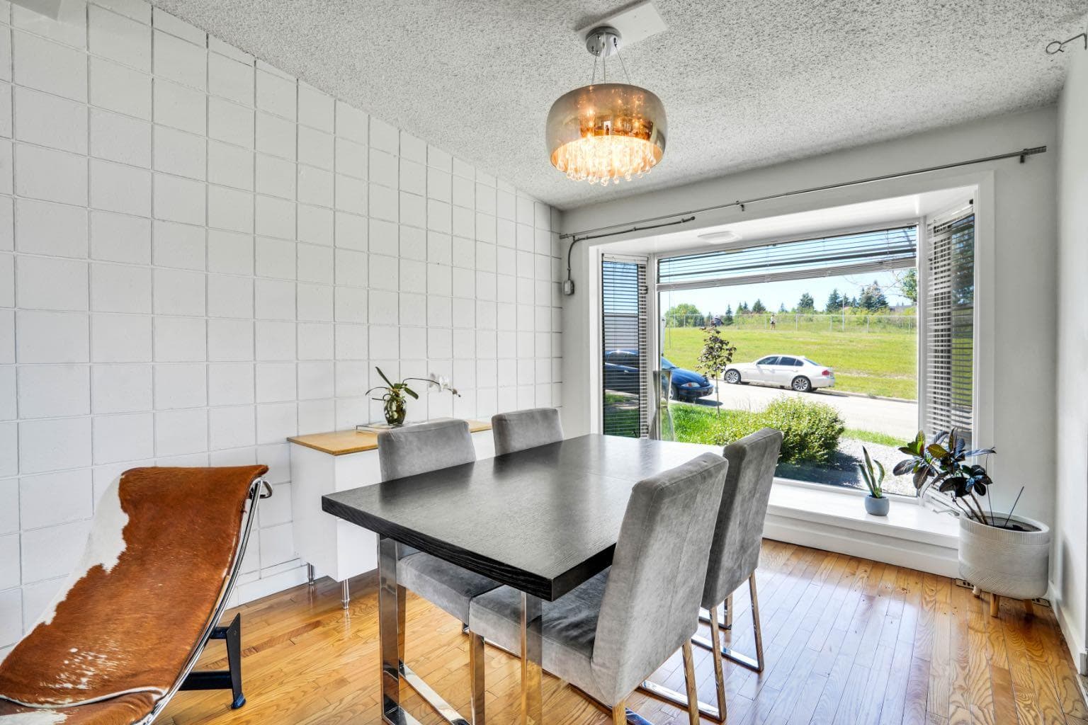 116 Selkirk Drive SW
