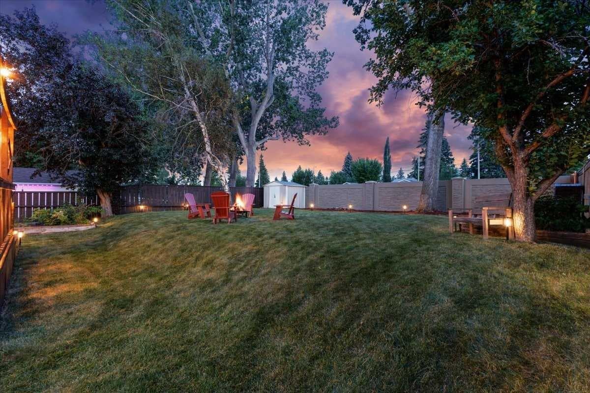 124 Oakmoor Place SW