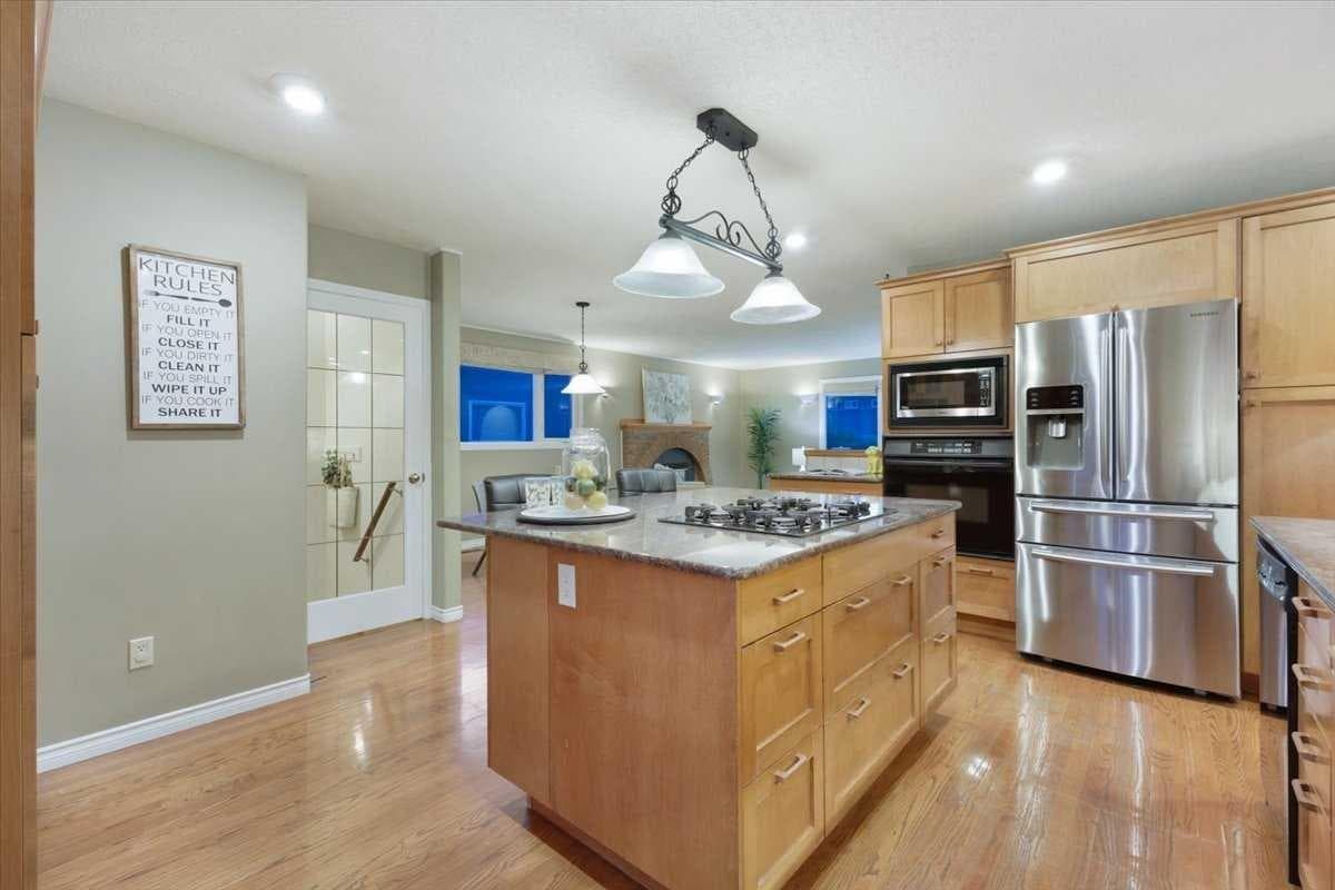 124 Oakmoor Place SW