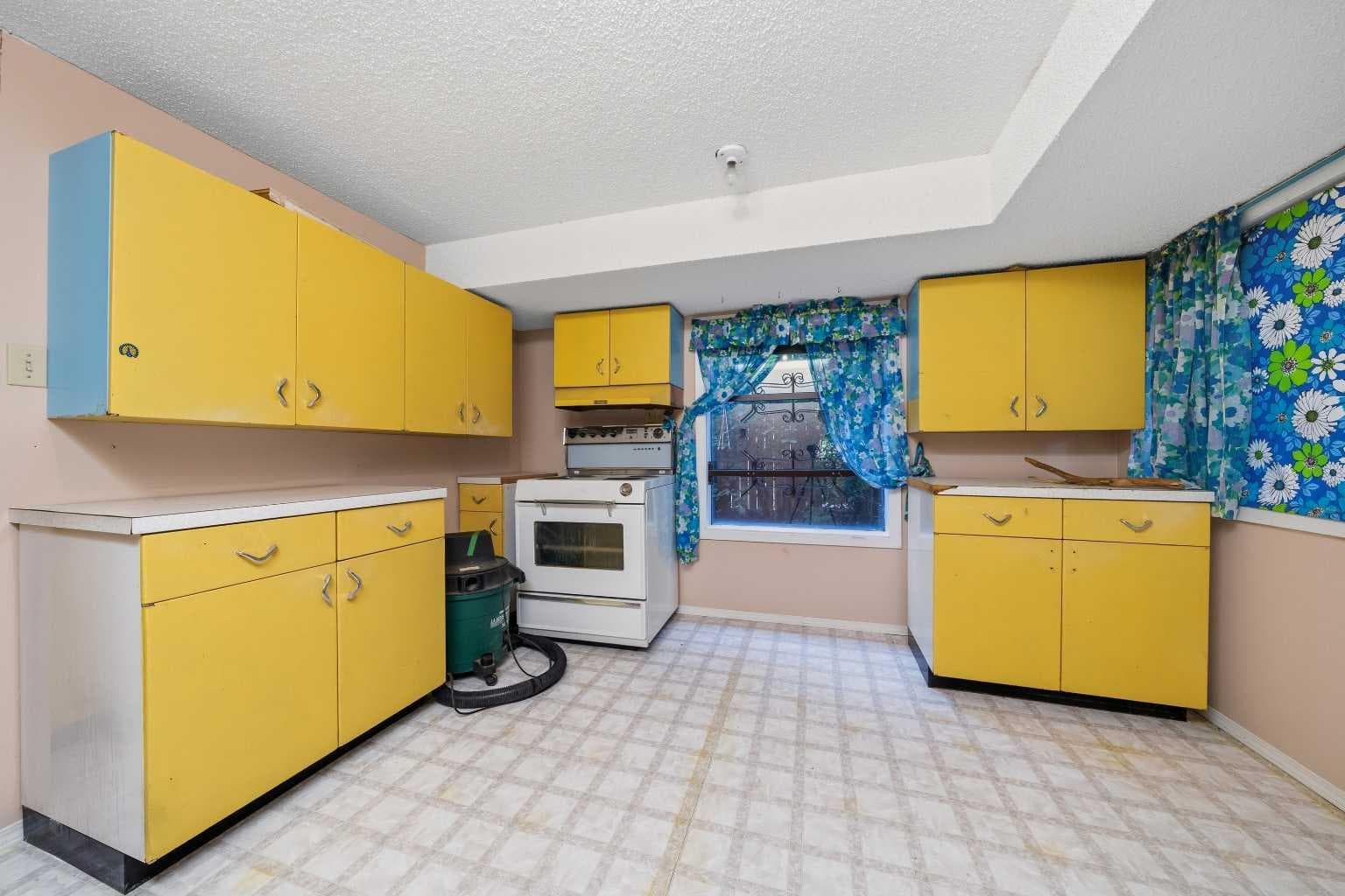 15 Glenview Drive SW