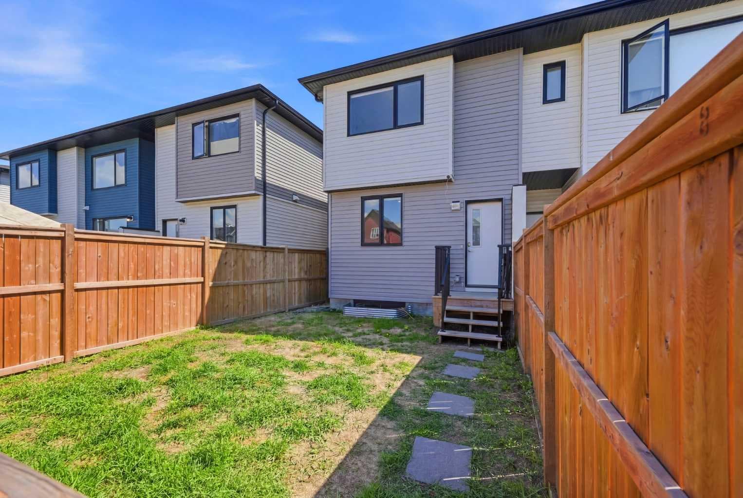 138 Homestead Boulevard NE