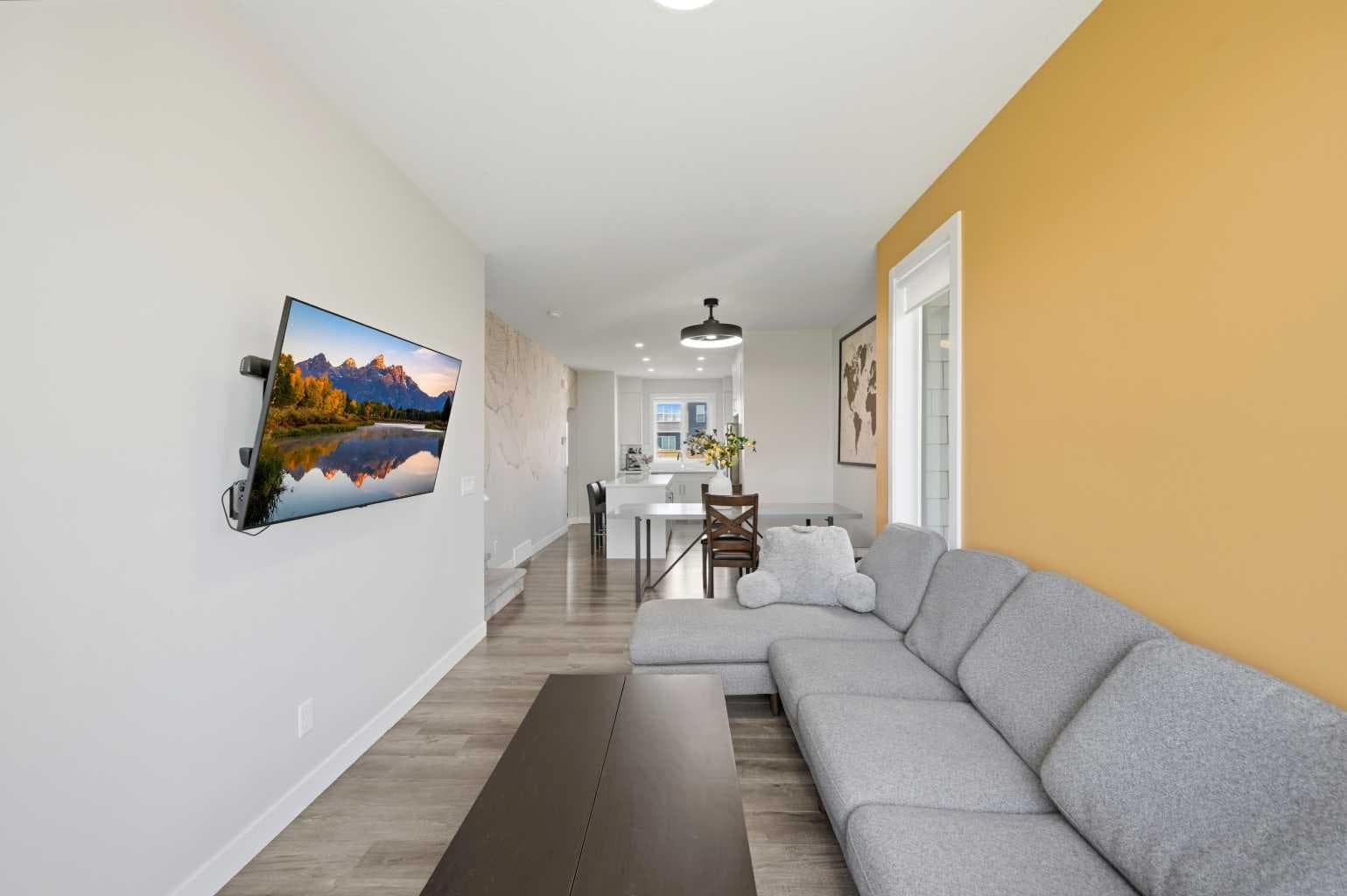 138 Homestead Boulevard NE