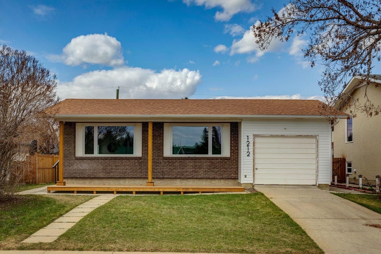 1212 Lake Sylvan Drive SE
