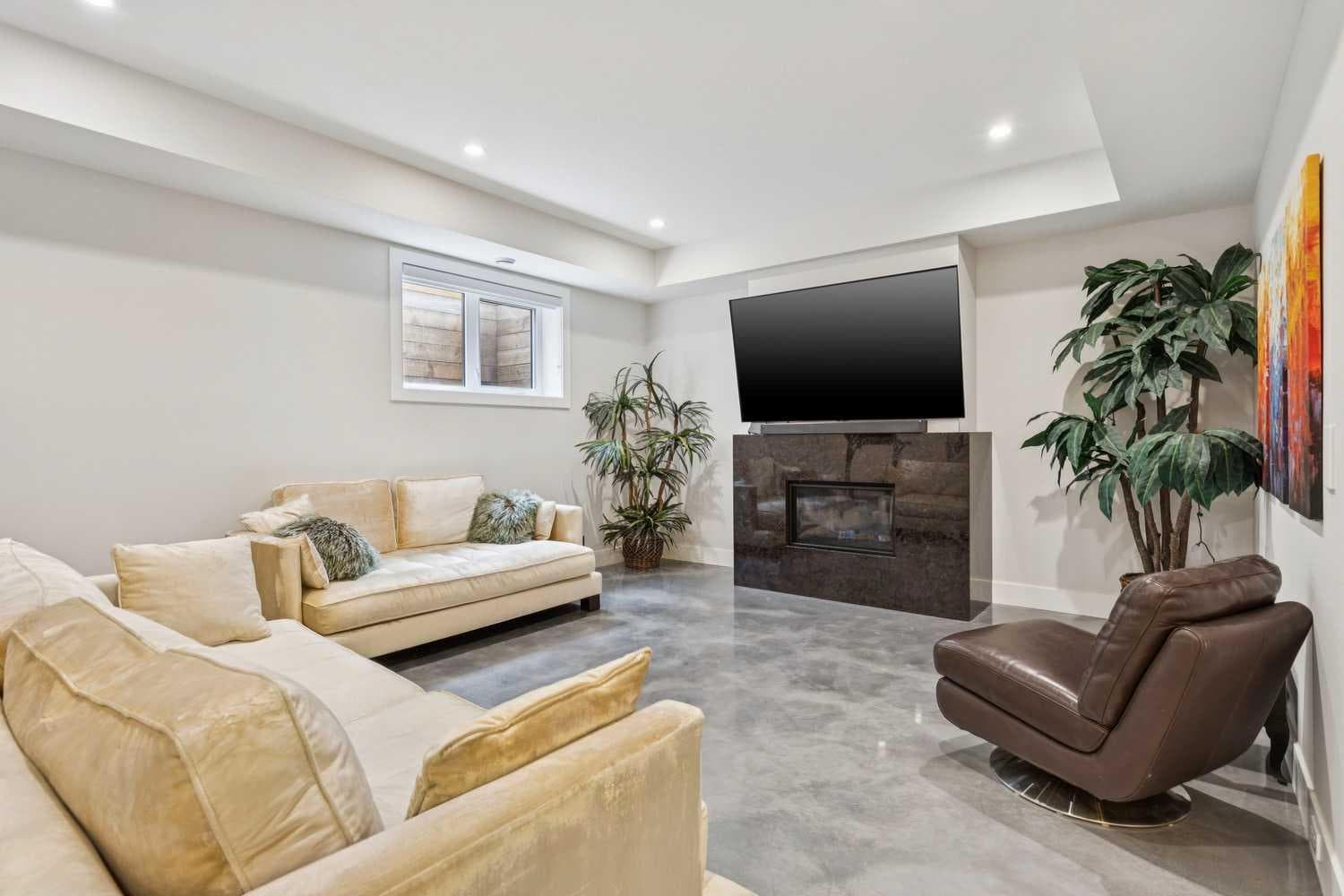 23 Elveden Park SW