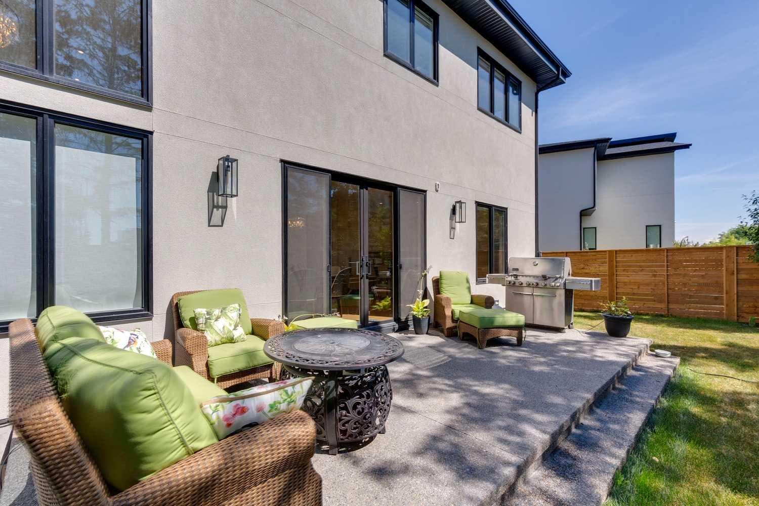 23 Elveden Park SW