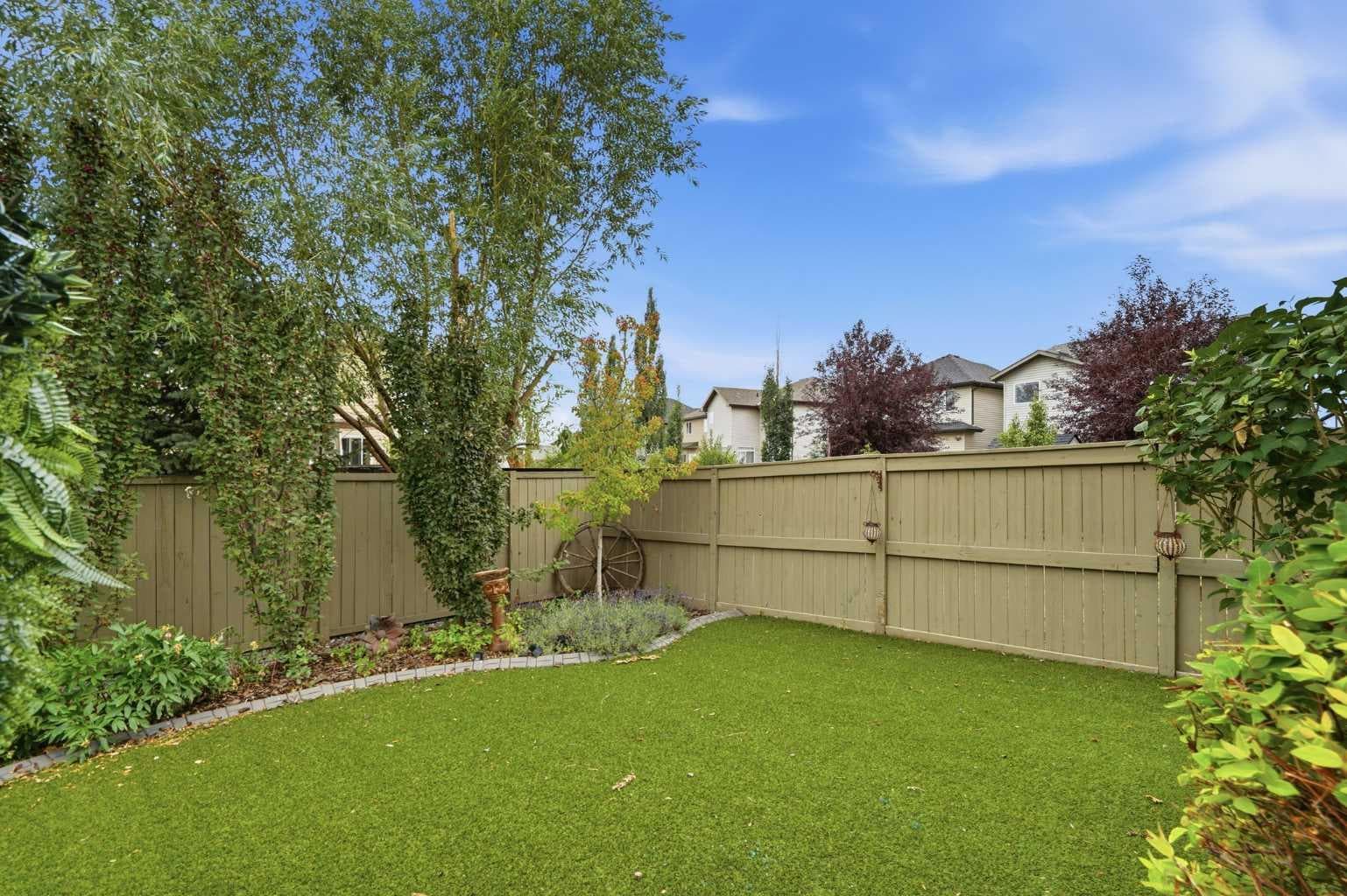 160 Brightoncrest Manor SE