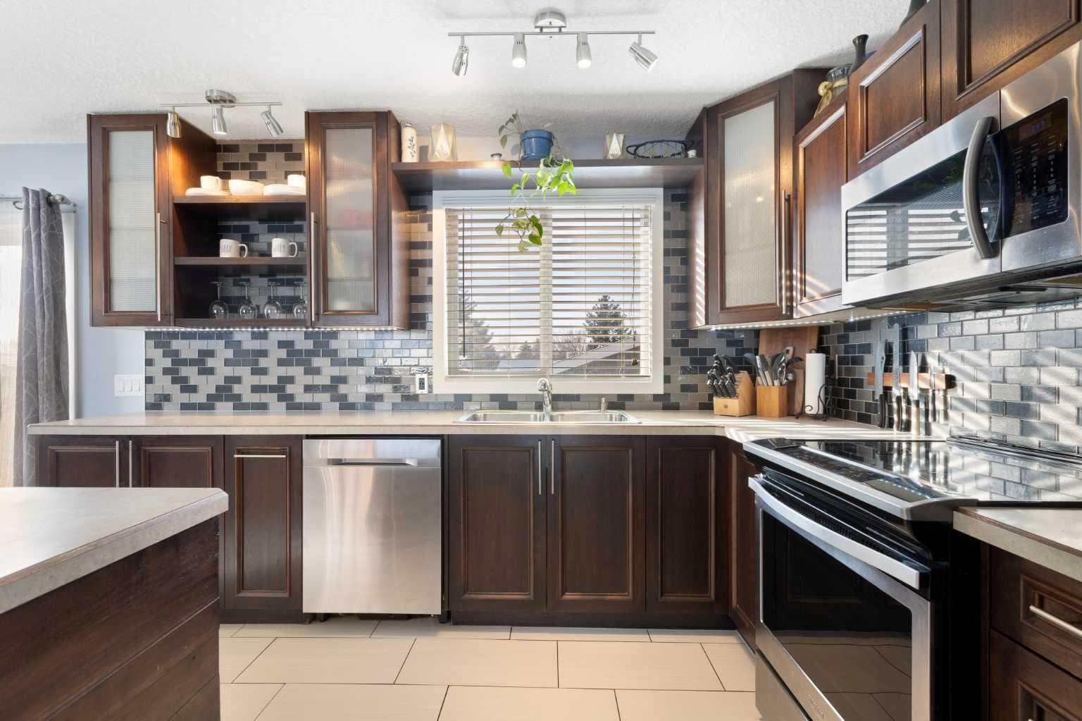 172 Rundlefield Crescent NE