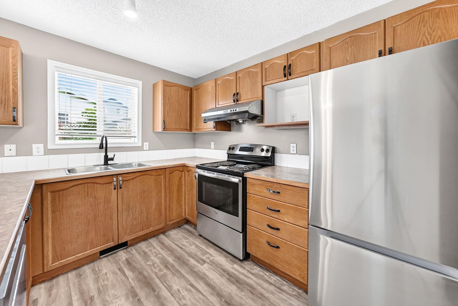 15 Coventry Link NE